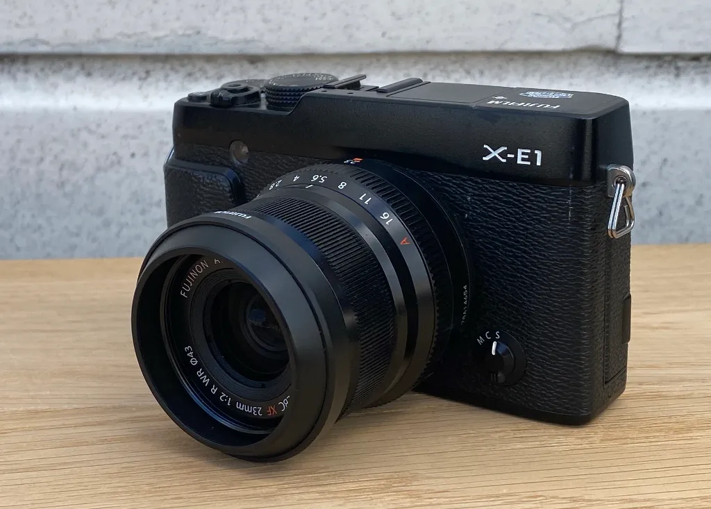 Fuji X-E1